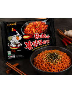 Buldak Original 140 g – klasični pekoči korejski ramen rezanci v črni embalaži. 2